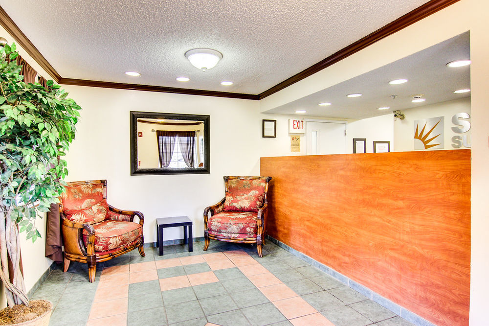 Intown Suites Extended Stay Jacksonville Fl - Baymeadows Eksteriør billede